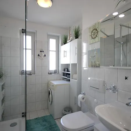Apartman Seepark Sellin By Rujana