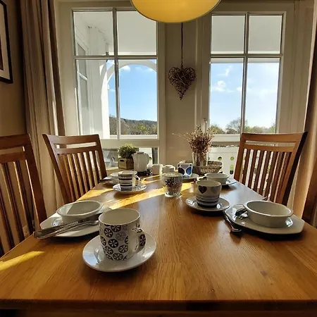 Seepark By Rujana 公寓